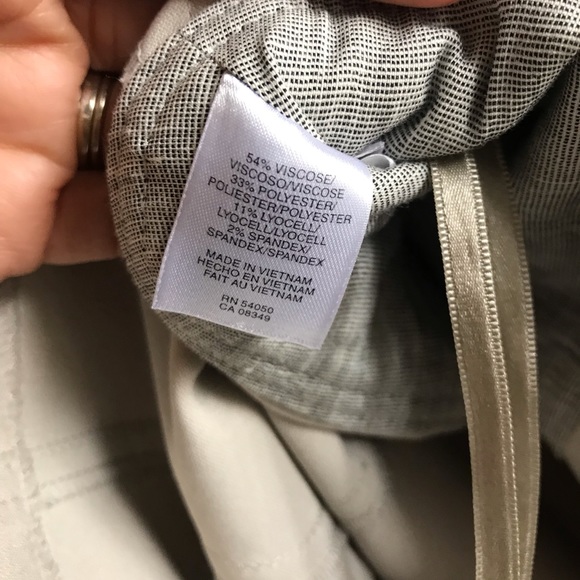 HP! 🎉Jones New York cream shirt dress - Picture 6 of 8